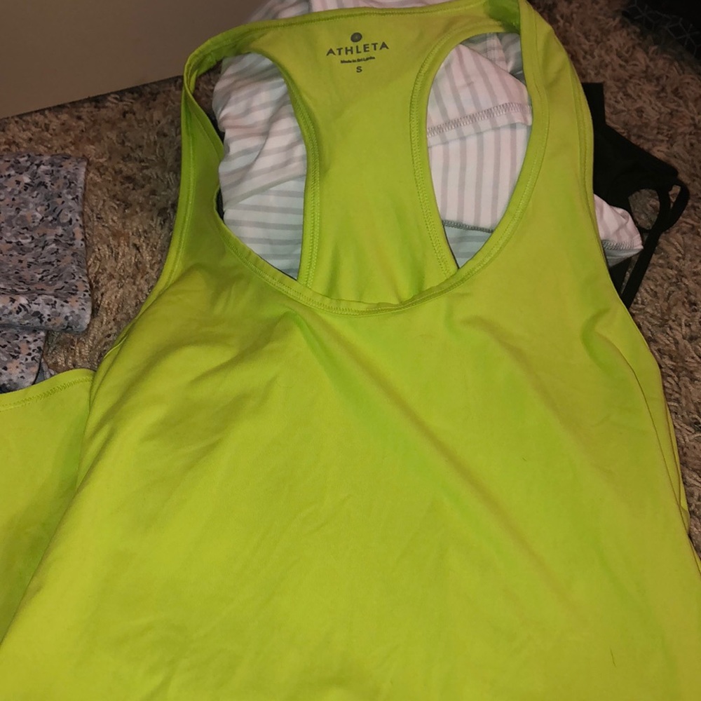 Used Athleta shirt in great condition size s